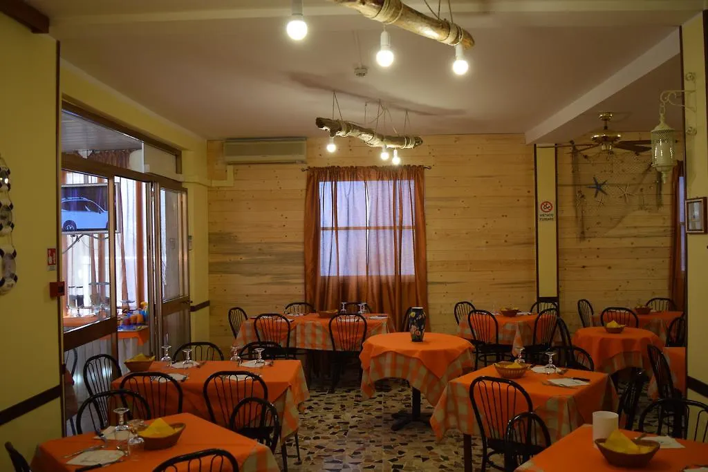 Hotel Ottavia Rimini 2*,  Italy